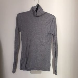 Aritzia Babaton turtleneck size small